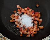 Foto langkah ke 2 dari resep Korean Strawberry 🍓 Milk.