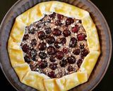 Une image de l'étape 6 de Tarte aux noisettes et cerises.