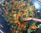Foto del paso 2 de la receta: Revuelto de verduras con nata