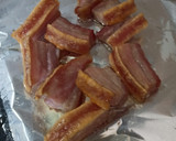 Foto del paso 1 de la receta: Arroz al horno con trompetas y torreznos