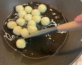 Foto langkah ke 4 dari resep Chapssal Korea donuts.