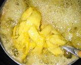 A picture of step 2 of Plantain chips🍽.