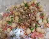 A picture of step 2 of Simple chana Chaat.