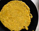 A picture of step 4 of Handva chilla.