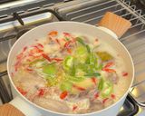 Foto langkah ke 4 dari resep Garang Asem Ayam.