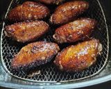 รูปขั้นตอนการทำที่ 4 ของ เมนู  ปีกไก่ข้อกลางทอดซีฮิ้ว 