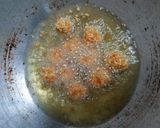 Foto langkah ke 4 dari resep Bola-bola pisang nugget 🍌🍫.