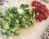 Foto del paso 1 de la receta: Tupper de quinoa con brócoli y ternera, SUPER RAPIDO