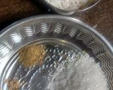 सूजी काकरा पीटा(Suji kakrara pitha recipe in Hindi) रेसिपी चरण 1 फोटो