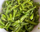 Une image de l'étape 4 de Haricots verts à la Française.