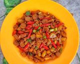 Foto langkah ke 5 dari resep Orak Arik Kentang Sosis.