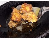 A picture of step 3 of Chicken Pakoda.