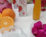 Foto langkah ke 1 dari resep Orange Pitaya Yogurt Slushie.