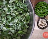 A picture of step 1 of Methi Matar Malai.