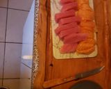 Foto del paso 1 de la receta: Entrada de Sashimi con plato de fondo Salmón, Paella y Puerros