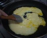 A picture of step 2 of Moong Dal Laddoo without sugar.