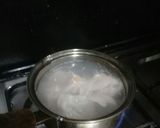 A picture of step 1 of Salsa chicken cheese bread.