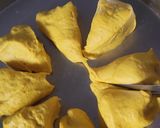 A picture of step 11 of Holi Special Natural Coloured Mini Buns.
