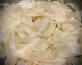 Hình bước làm 1 của món Hủ Tiếu Xào Trứng Và Cải Bẹ Xanh