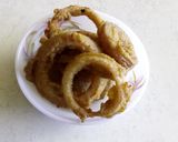 A picture of step 10 of Onion rings.