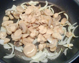 Foto del paso 1 de la receta: Champiñones 🍄 Revueltos con huevo