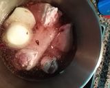 Foto del paso 1 de la receta: Manitas de cerdo en salsa