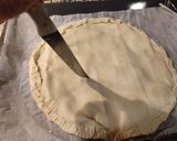 Foto del paso 5 de la receta: Empanada de hojaldre de queso con jamón York 😋😋