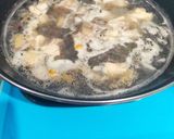 Foto langkah ke 2 dari resep SOP Ayam Rempah.
