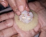 A picture of step 5 of Milky coconut Modak.