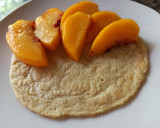 Foto del paso 3 de la receta: Crepes y duraznos para desayunar