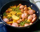 Zöldborsós paprikás krumpli recept fázis 2 fotója