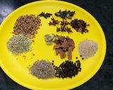 கரம் மசாலா தூள்😋(garam masala powder recipe in tamil) ரெசிபி ஸ்டேப் 1 புகைப்படம்