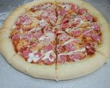 Foto langkah ke 7 dari resep Pizza home made.