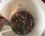 Paradicsom saláta lilahagymával recept fázis 4 fotója
