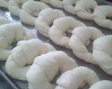 Foto del paso 5 de la receta: Medialunas