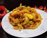 A picture of step 1 of Tinday ki sabji (apple gourd).