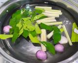 ต้มยำปลานิลใส่ใบกะเพรา วิธีทำสูตร 1 รูป