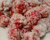 Foto langkah ke 4 dari resep Klepon Merah Putih.