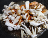 鮮菇燒鮭魚便當的食譜步驟2照片