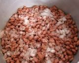 A picture of step 1 of Ngugu karanga (roasted peanut).
