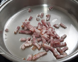 Foto del paso 2 de la receta: Arroz integral en cazuela, con alcachofas, jamón y bacon