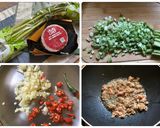 A picture of step 2 of Celery and Ground Beef Stir-Fry.