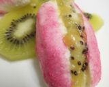A picture of step 8 of Fruits Kiwi banana chamcham.