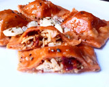 Foto del paso 7 de la receta: Raviolones de Tomate y Tomillo relleno de Pollo tomates secos y orégano