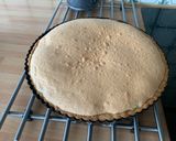 Foto del passaggio 10 della ricetta Crostata alla crema di Pinoli