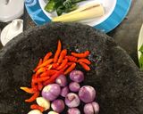Foto langkah ke 2 dari resep Tumis bunga pepaya daun melinjo.