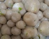 Foto langkah ke 6 dari resep Cilok kuah kacang.