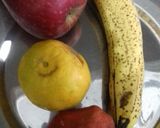 A picture of step 1 of Fresh Fruit Chaat.