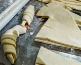 Foto del paso 3 de la receta: CROISSANTS 🥐De Jamón Serrano🥩 y Queso Costeño🧀...!