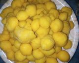 A picture of step 2 of Alu Phulki Chat.